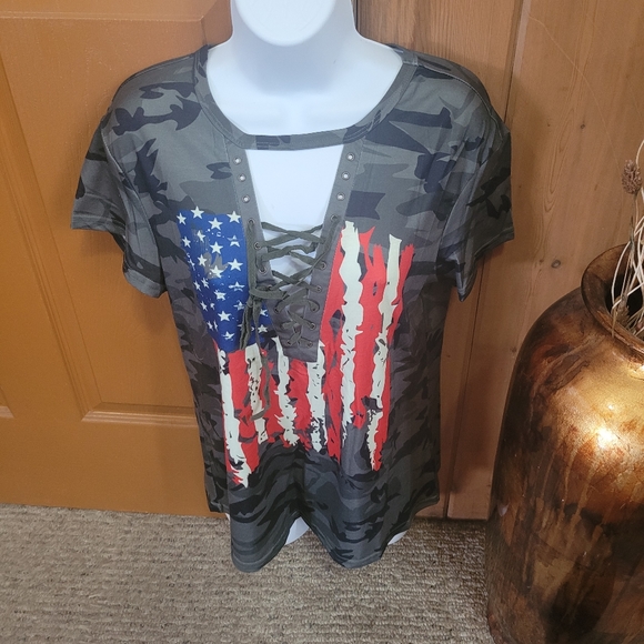 New Flag Camo Top - Picture 2 of 4